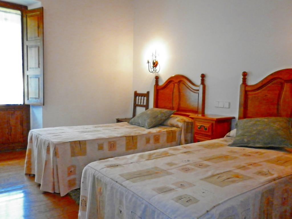 Casas Rurales Y Apartamentos La Hornera Cosgaya Zimmer foto