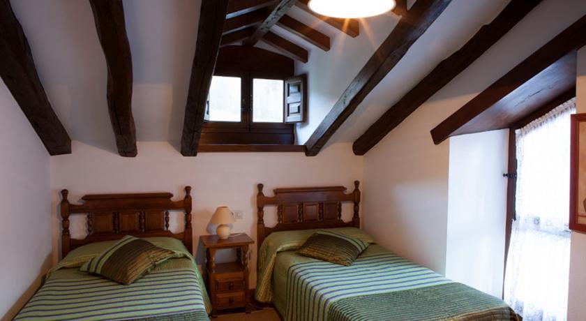 Casas Rurales Y Apartamentos La Hornera Cosgaya Zimmer foto